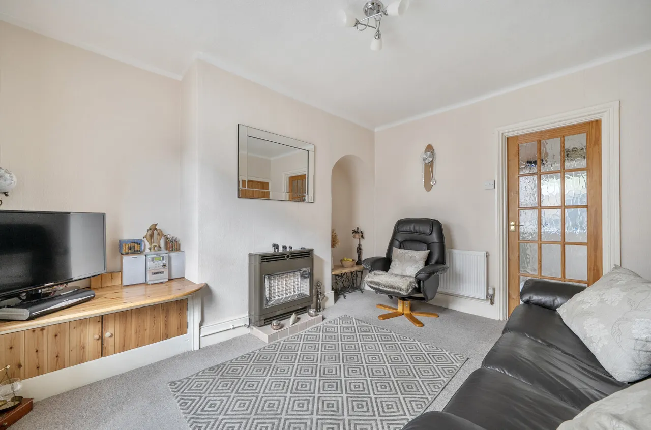 Picton Street, Llanidloes, photo 4