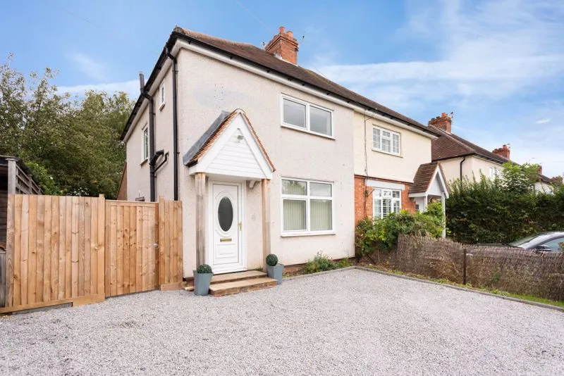 3 bed house for sale — Seymour Court Road, Marlow SL7 3AY