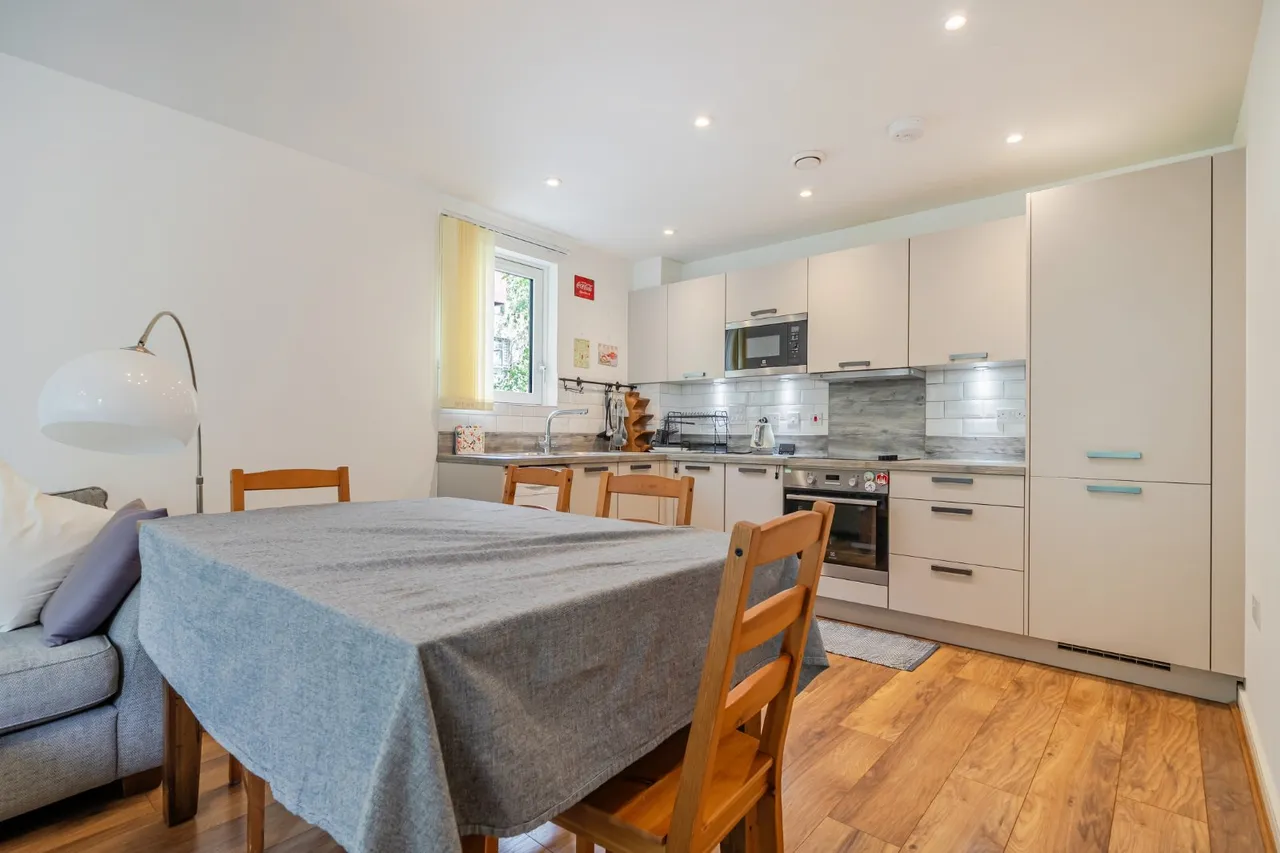 Blondin Way, London, SE16, photo 10