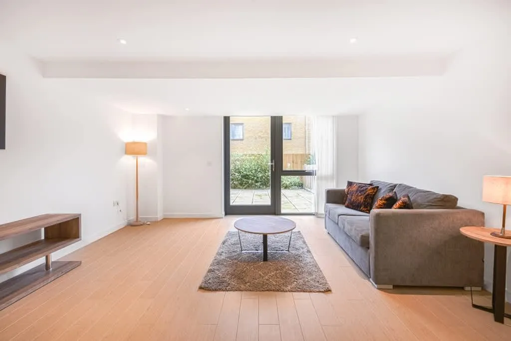 Packington Square, London, N1, photo 5