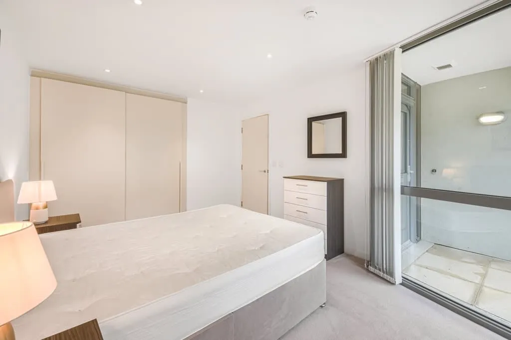 Packington Square, London, N1, photo 9