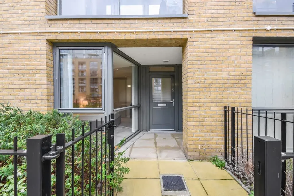 Packington Square, London, N1, photo 13