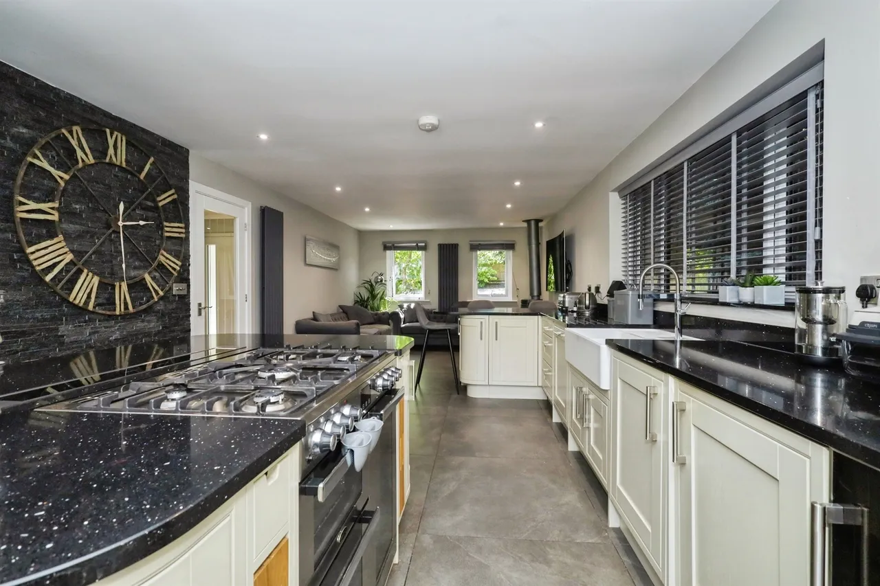 Church Street, Willingdon, Eastbourne, photo 6