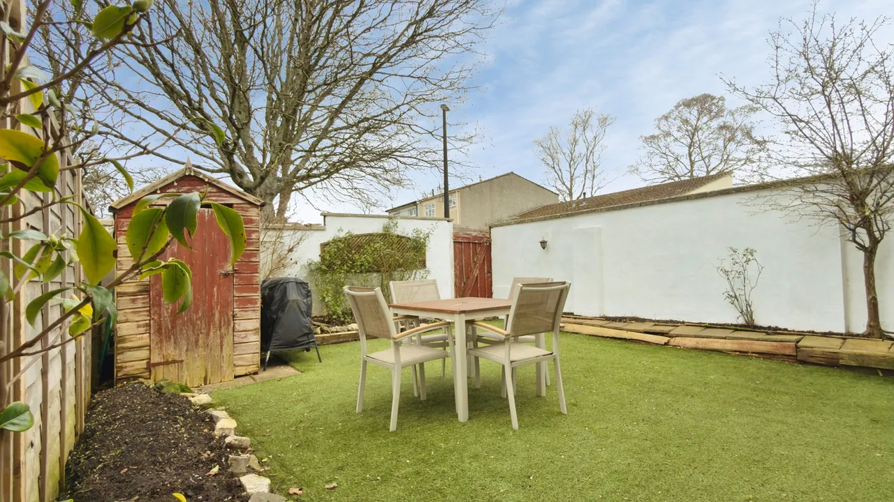 Withypool Gardens, Whitchurch, Bristol, photo 3