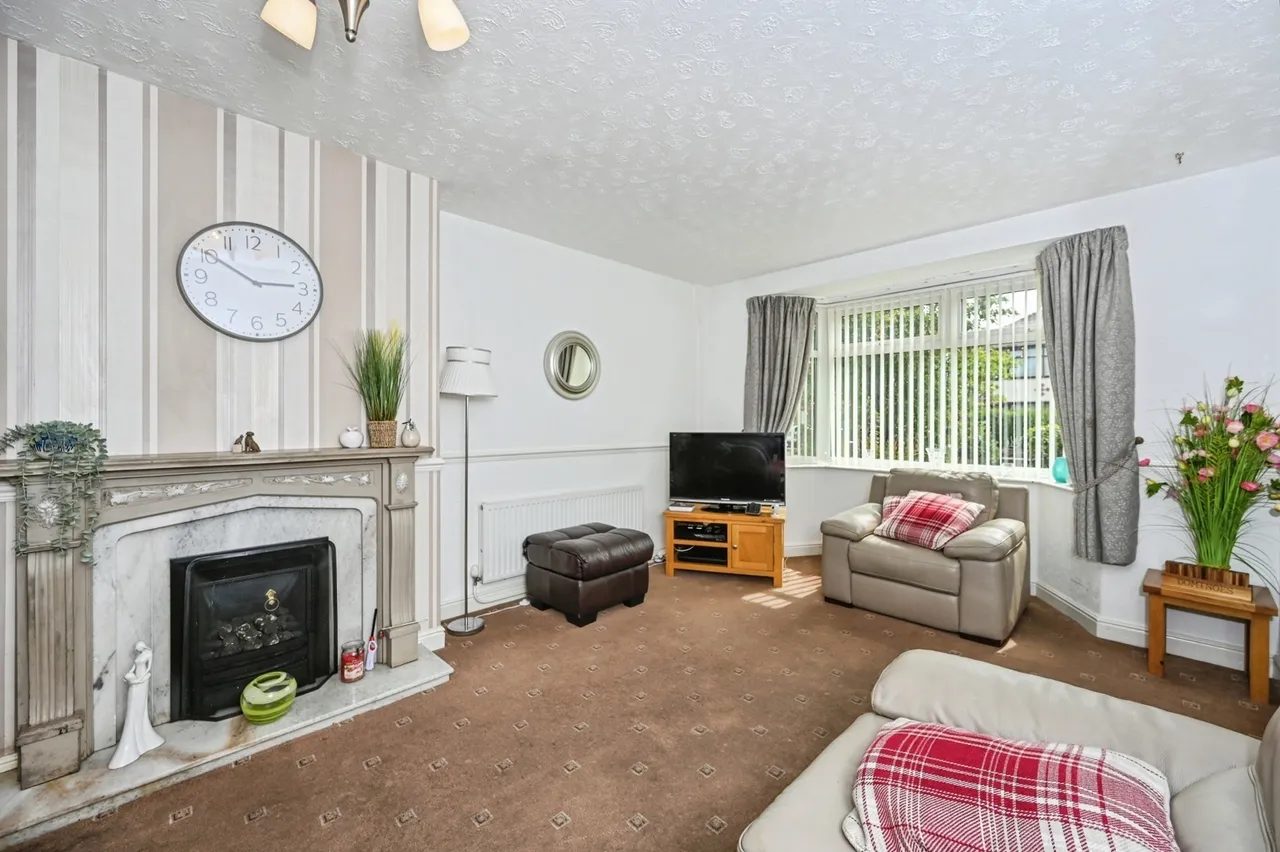 West Drive, Great Sankey, Warrington, Cheshire, WA5, photo 3