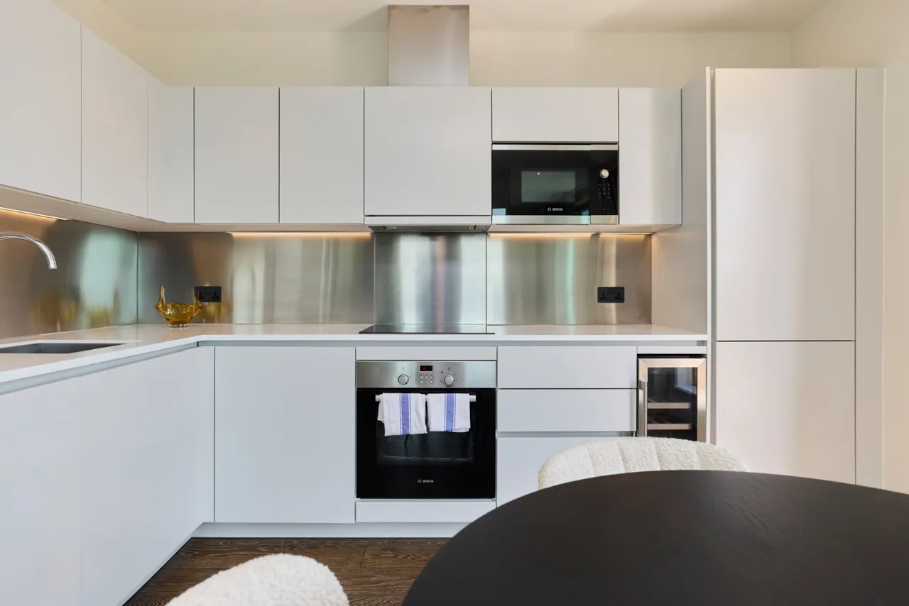Salusbury Road, London, NW6, photo 11