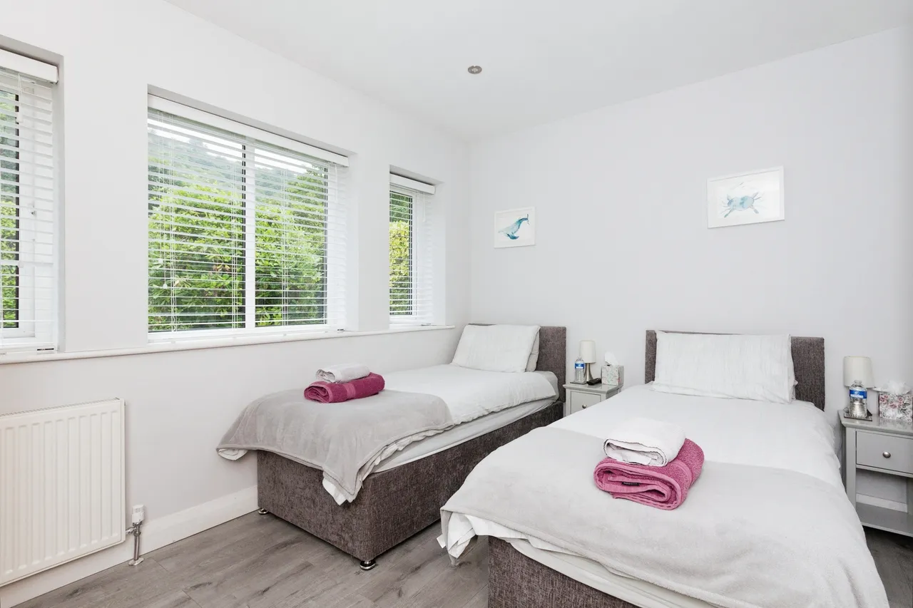 Whinacres, Conwy, LL32, photo 9