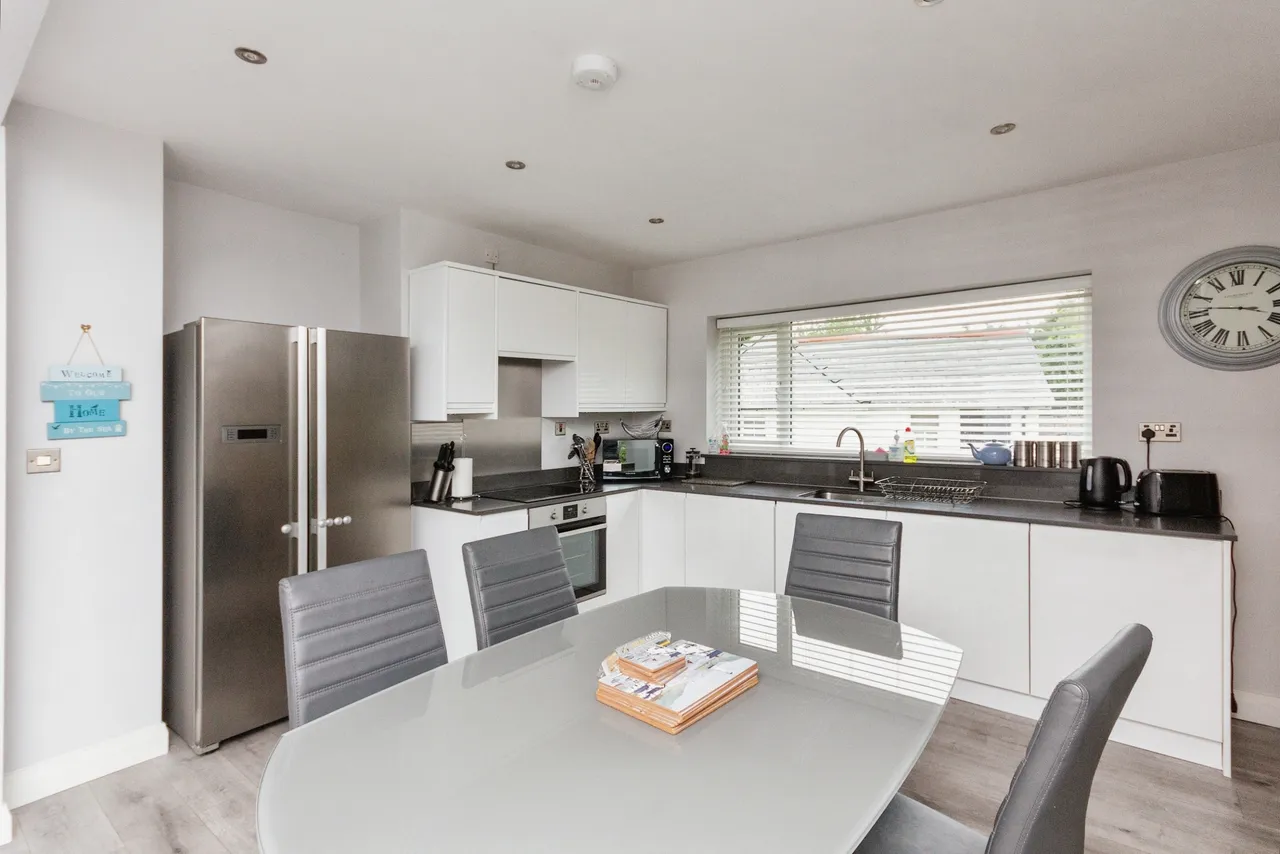 Whinacres, Conwy, LL32, photo 4