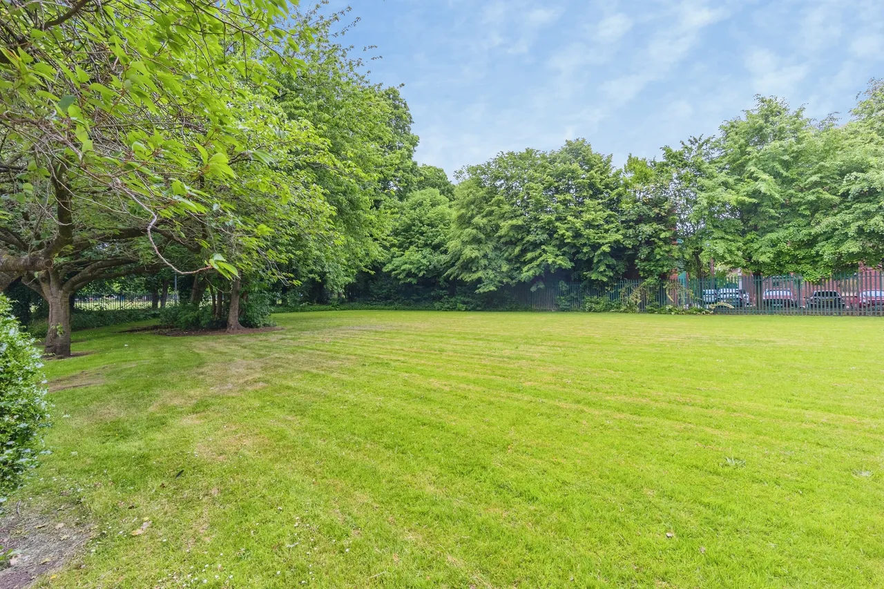 Demesne Road, Manchester, M16, photo 13