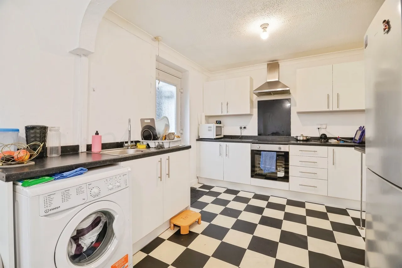 Tithe Barn Road, Stockton-On-Tees, photo 6