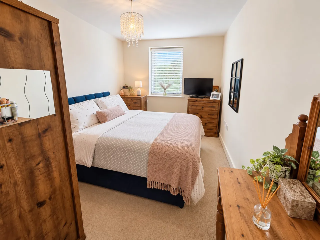 Taywood Road, Northolt, UB5, photo 5