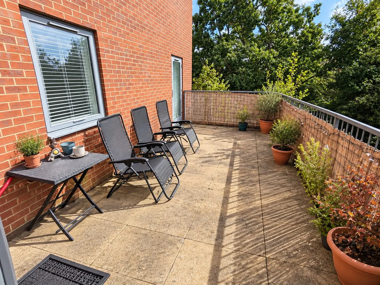 Taywood Road, Northolt, UB5, photo 8