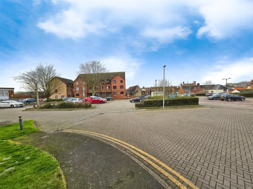 Rectory Road, Rushden, photo 9