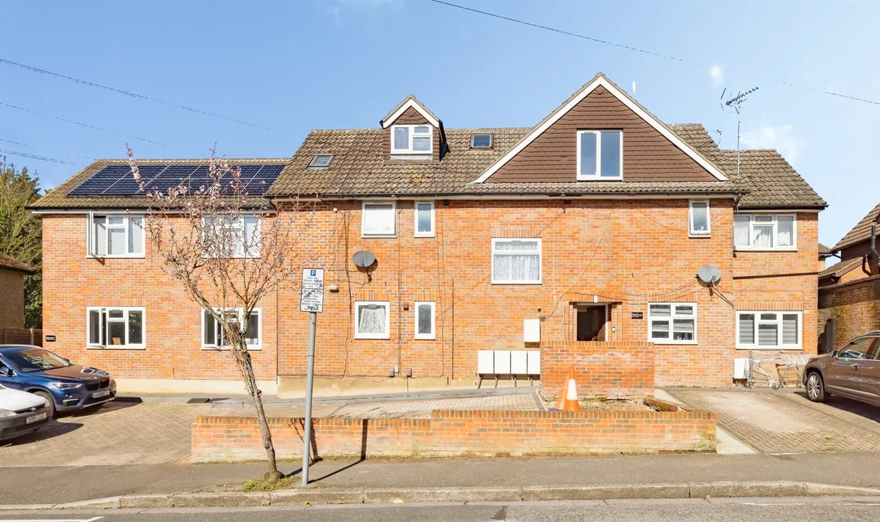 1 bed flat for sale — Mildred Avenue, Watford