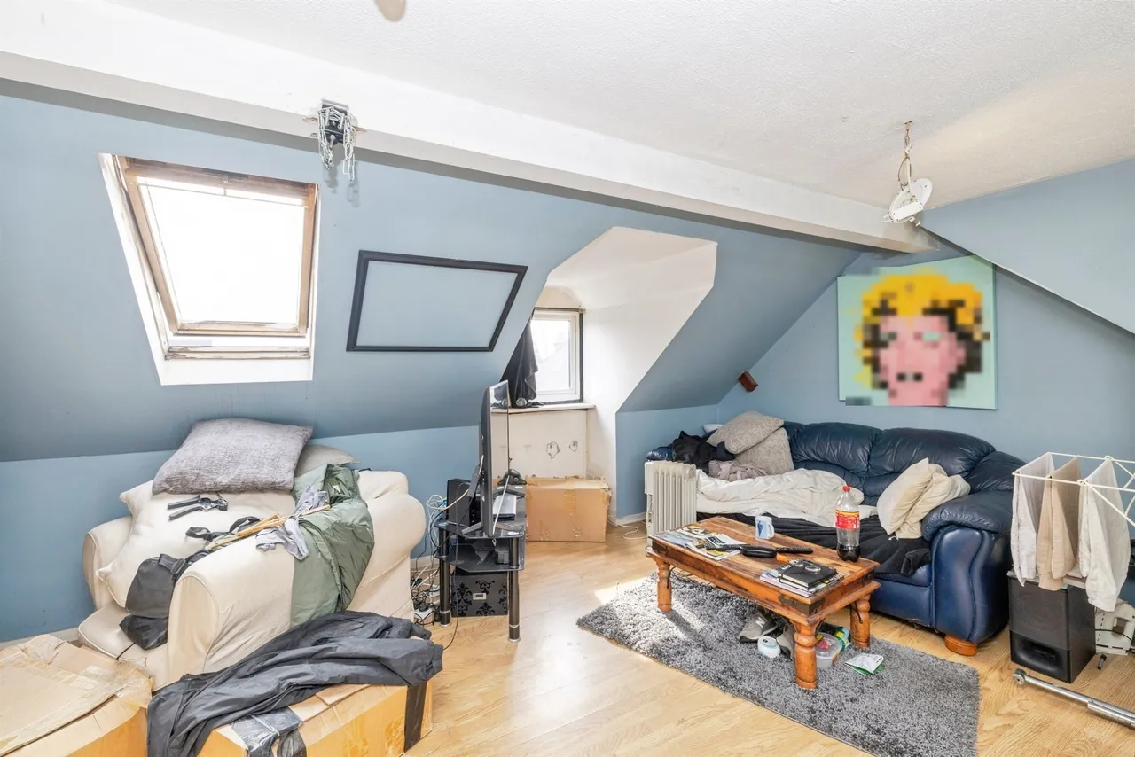Mildred Avenue, Watford, photo 9