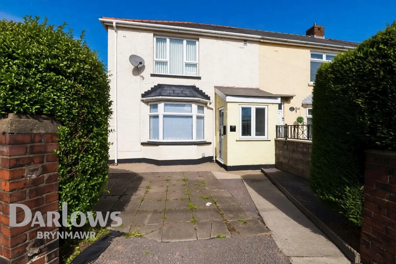 3 bed house for sale, Brynbach Street, Tredegar