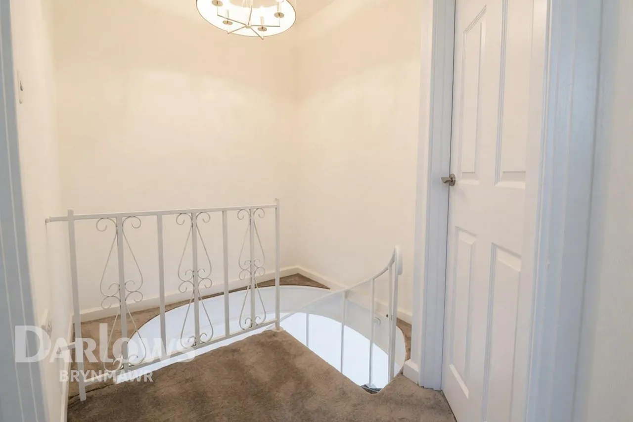 Brynbach Street, Tredegar, photo 8