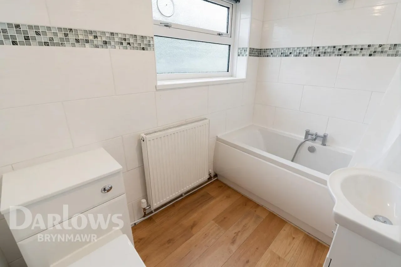 Brynbach Street, Tredegar, photo 6