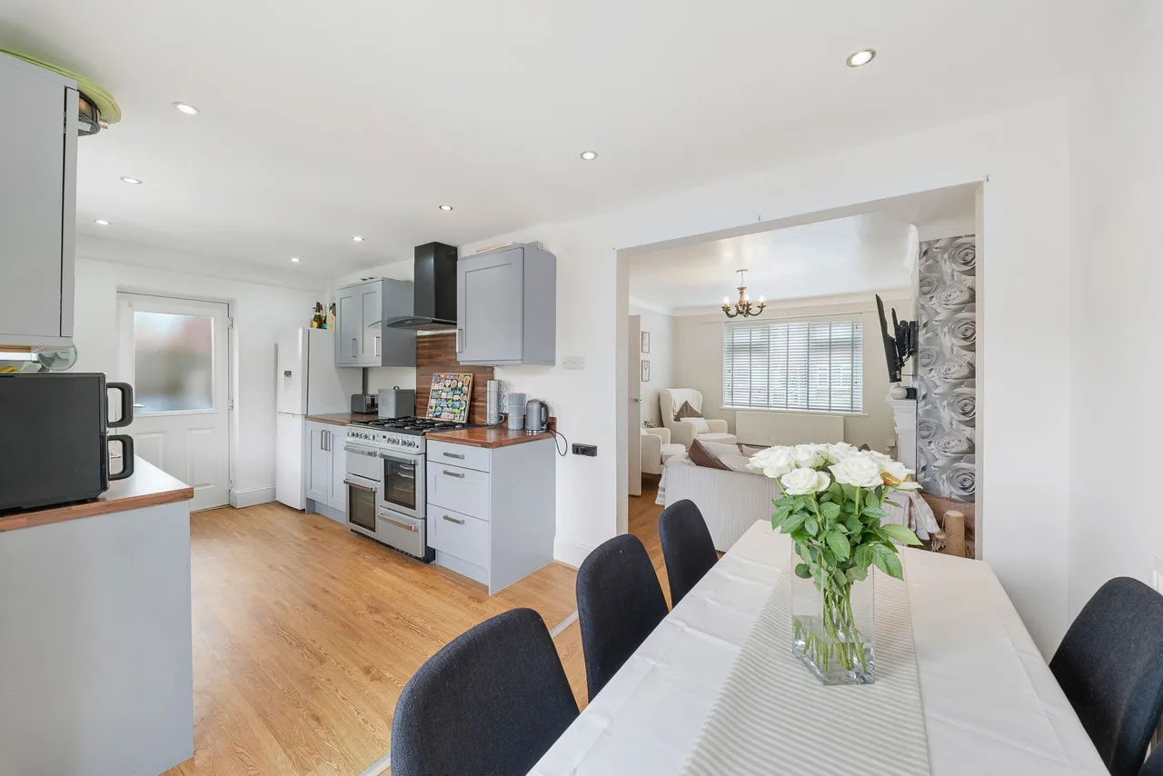 Woodvale Road, Woolton, Liverpool, Liverpool, L25 8RZ, photo 4