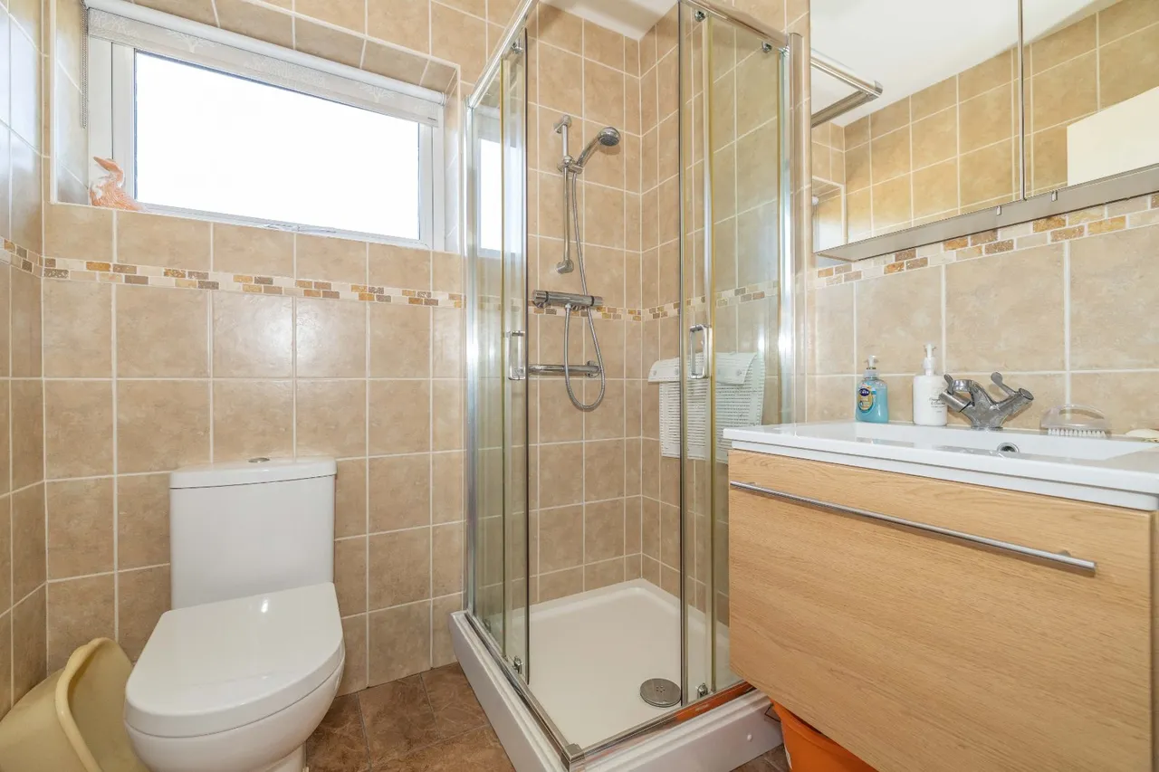 Trueman Close, Blean, CT2, photo 6