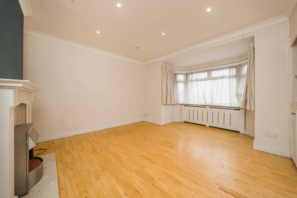 Churchill Close, Hillingdon, UB10, photo 14