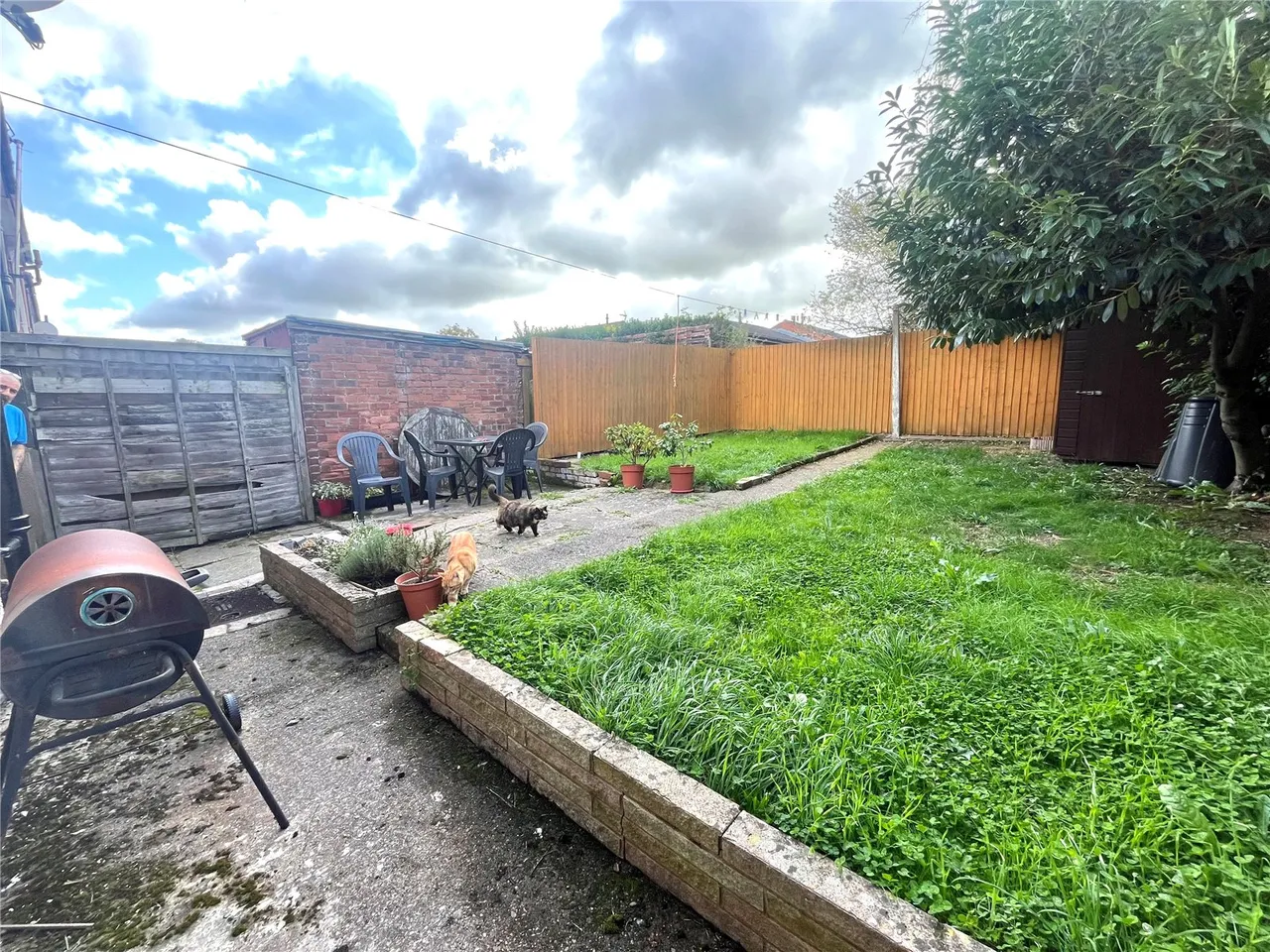 Central Drive, Shotton, CH5, photo 16