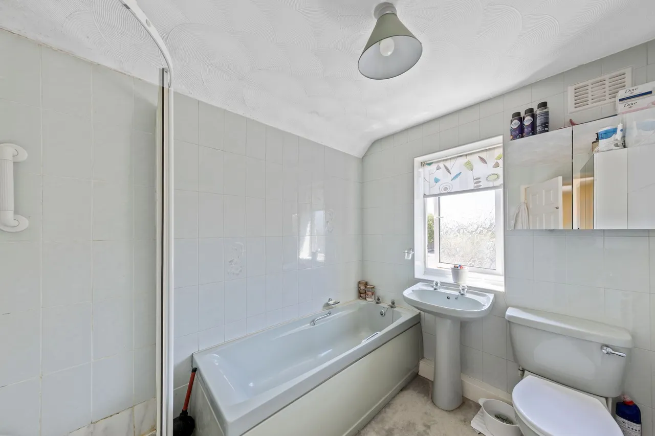Burnsall Avenue, Lowton, Warrington, Warrington, WA3 2LT, photo 16