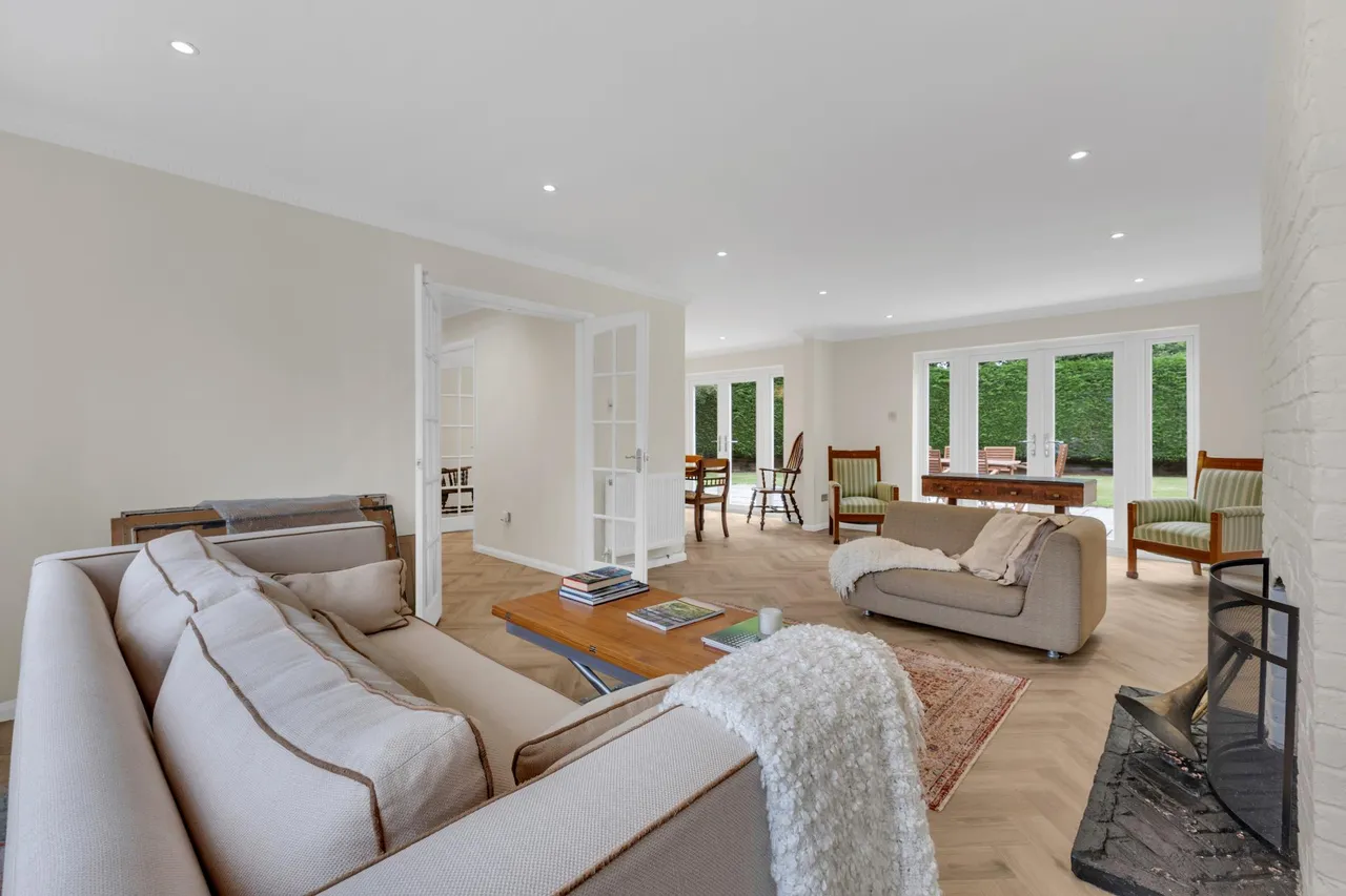 Roses Close, Cublington, LU7, photo 4