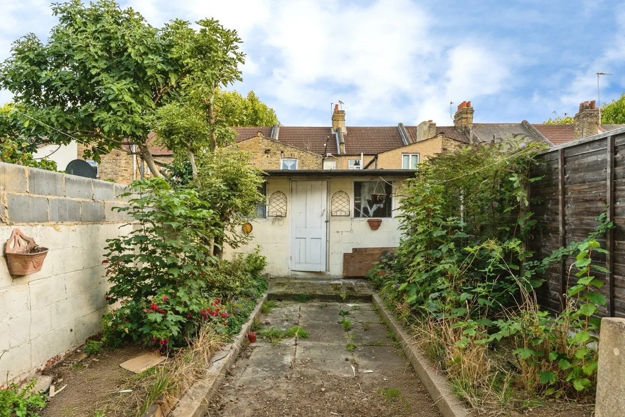 Caledon Road, East Ham, E6, photo 15