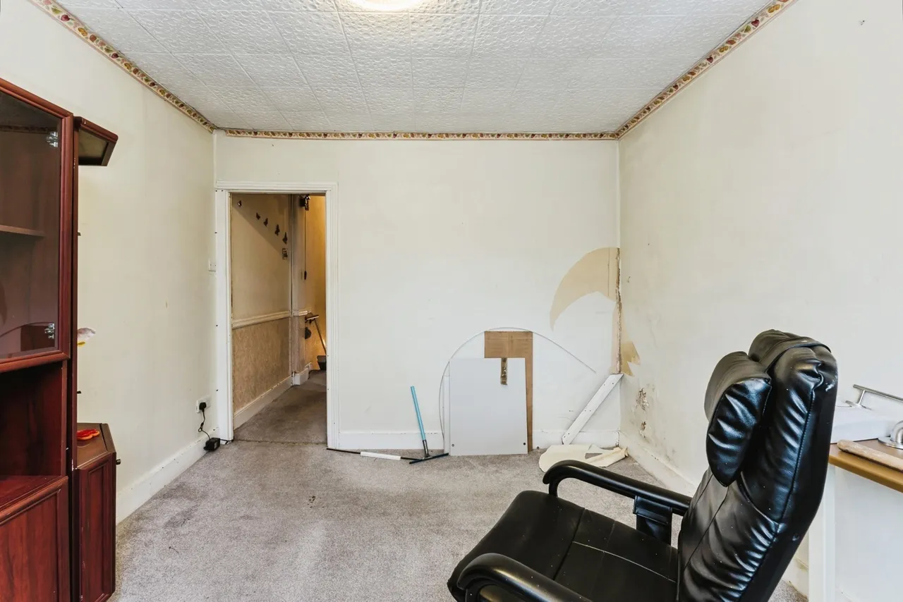 Caledon Road, East Ham, E6, photo 12