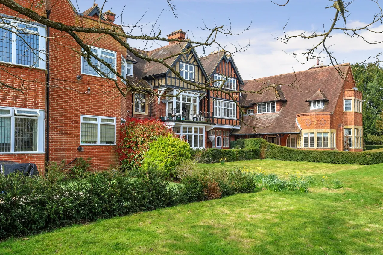 2 bed property for sale, Mapleton Road, Four Elms, TN8
