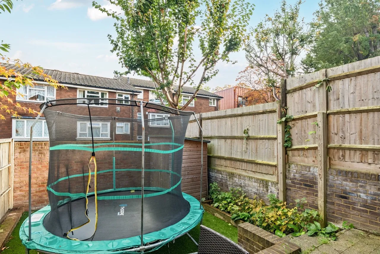 Ravensdale Gardens, London, SE19, photo 15
