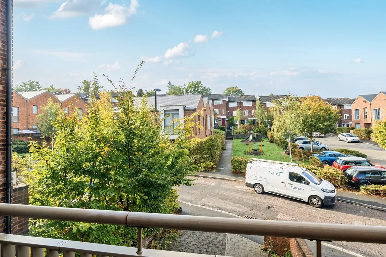 Ravensdale Gardens, London, SE19, photo 19