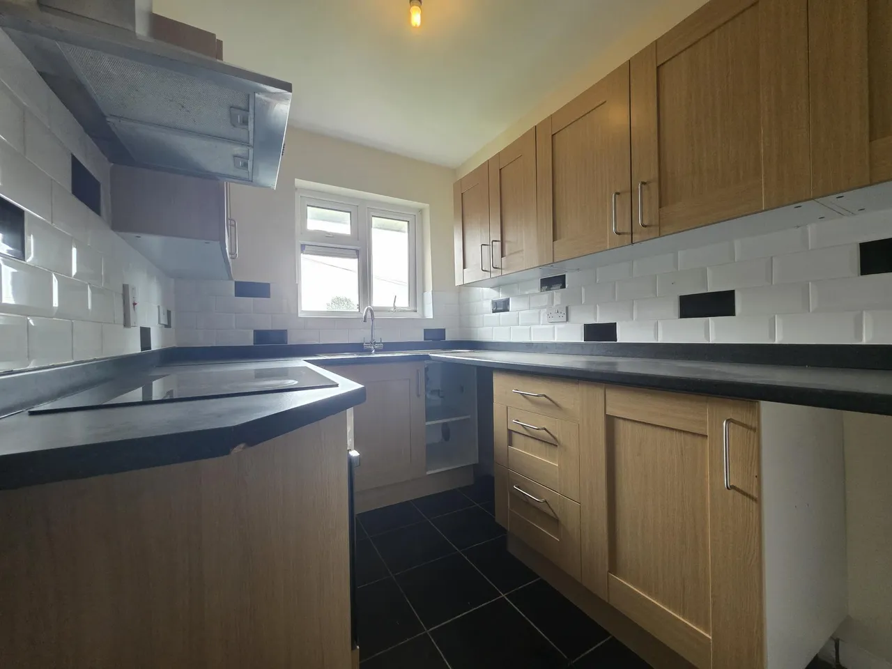 Leyland Croft, Walsall, WS3, photo 2