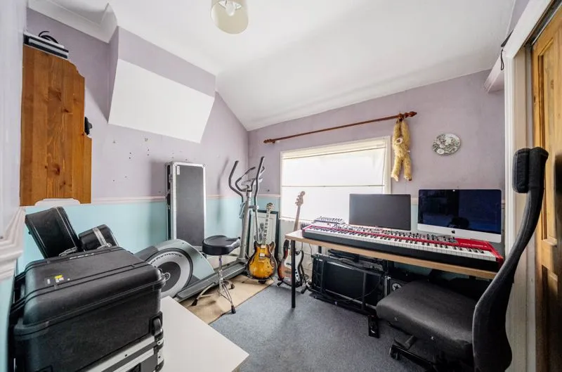 Foxley Lane, Purley CR8 3HQ, photo 11