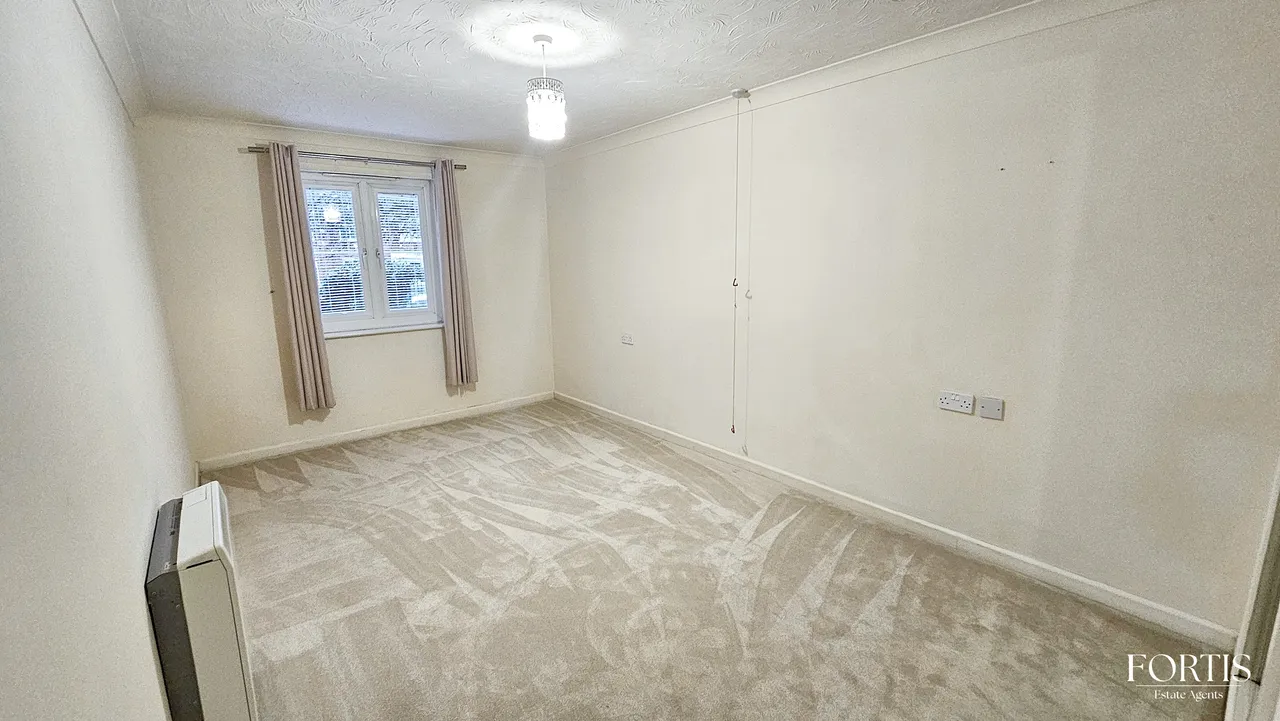 St. Fagans Road, Mclay Court St. Fagans Road, CF5, photo 5