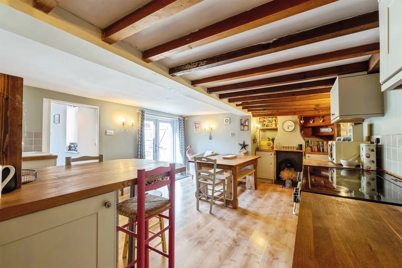 Shipdham Road, DEREHAM, photo 6