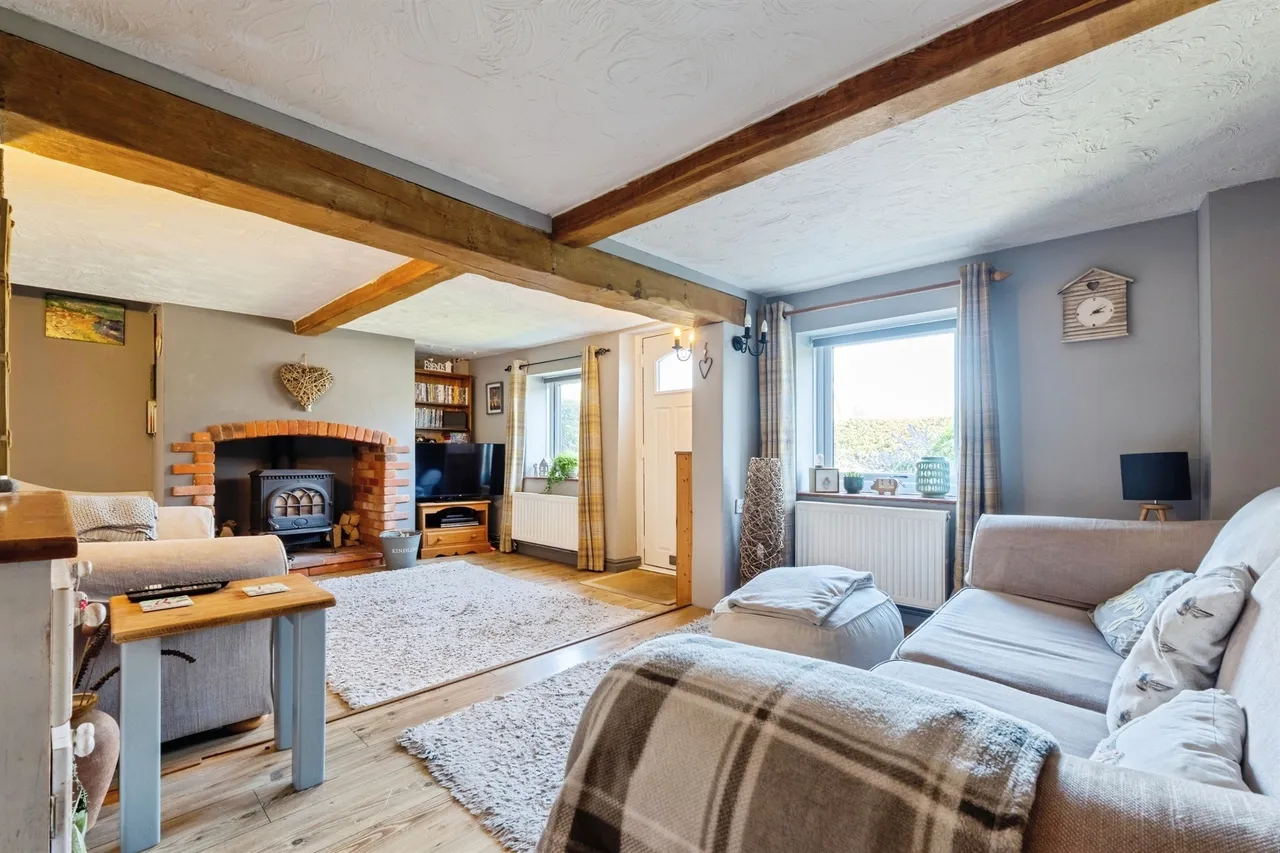 Shipdham Road, DEREHAM, photo 2