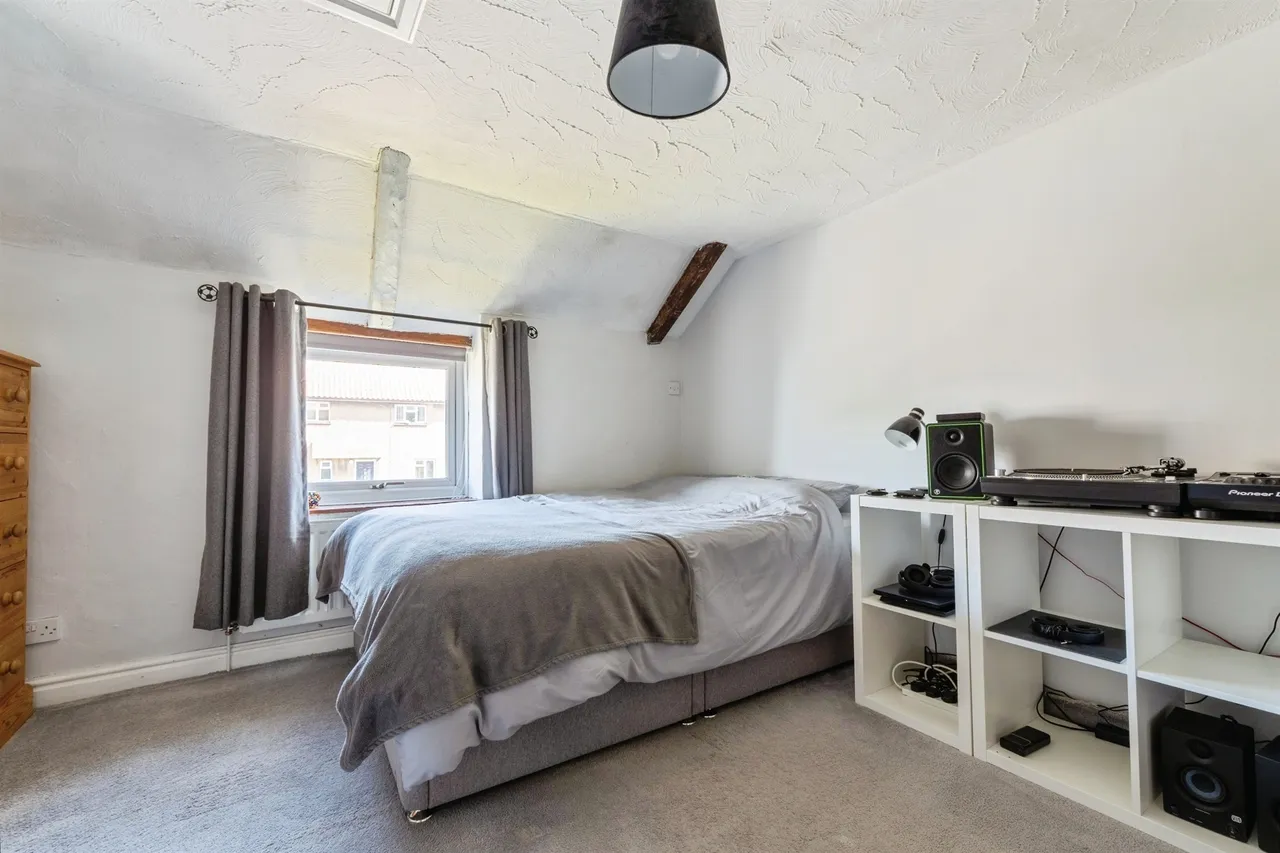 Shipdham Road, DEREHAM, photo 12