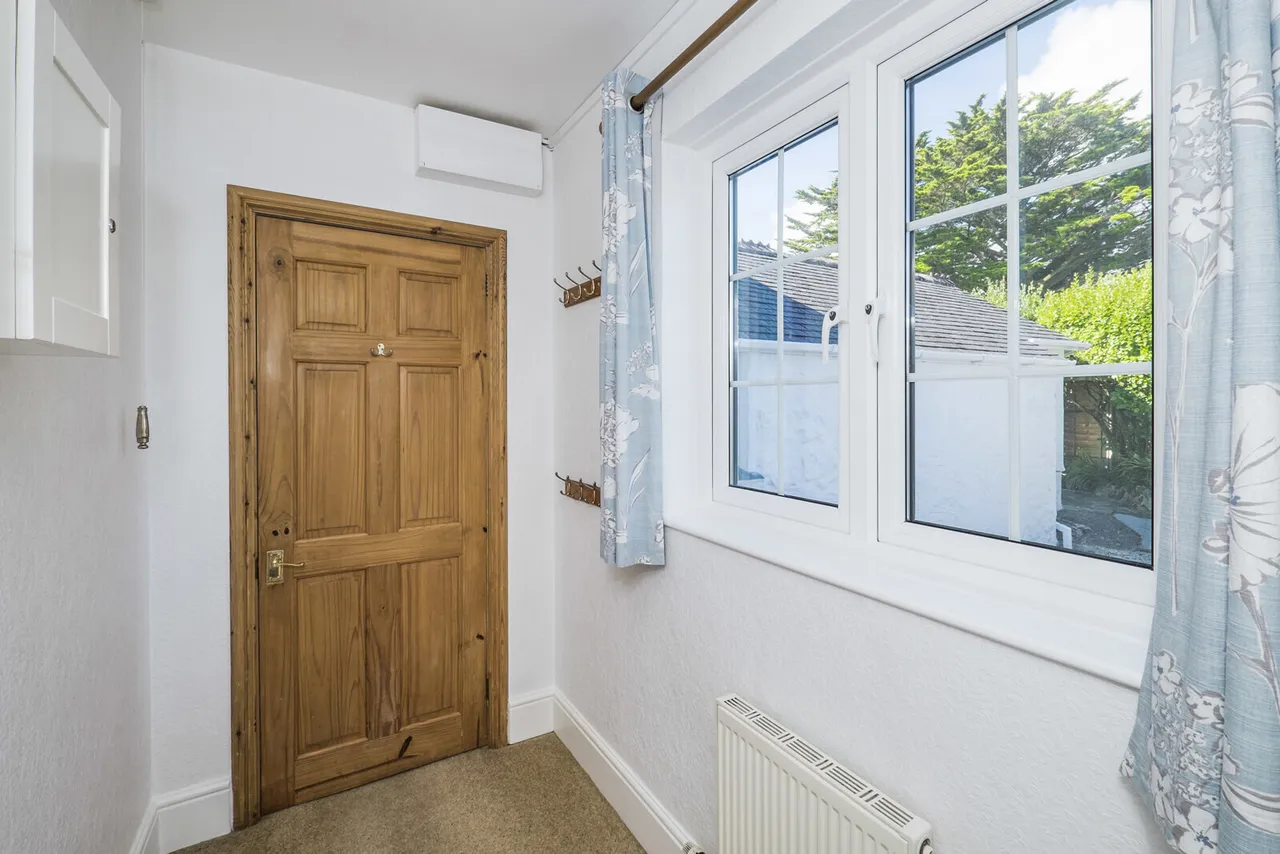 Porthrepta Road, Carbis Bay, TR26, photo 34