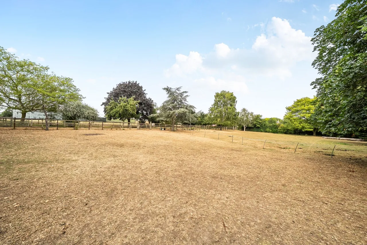 The Field, Aldwincle, NN14, photo 22