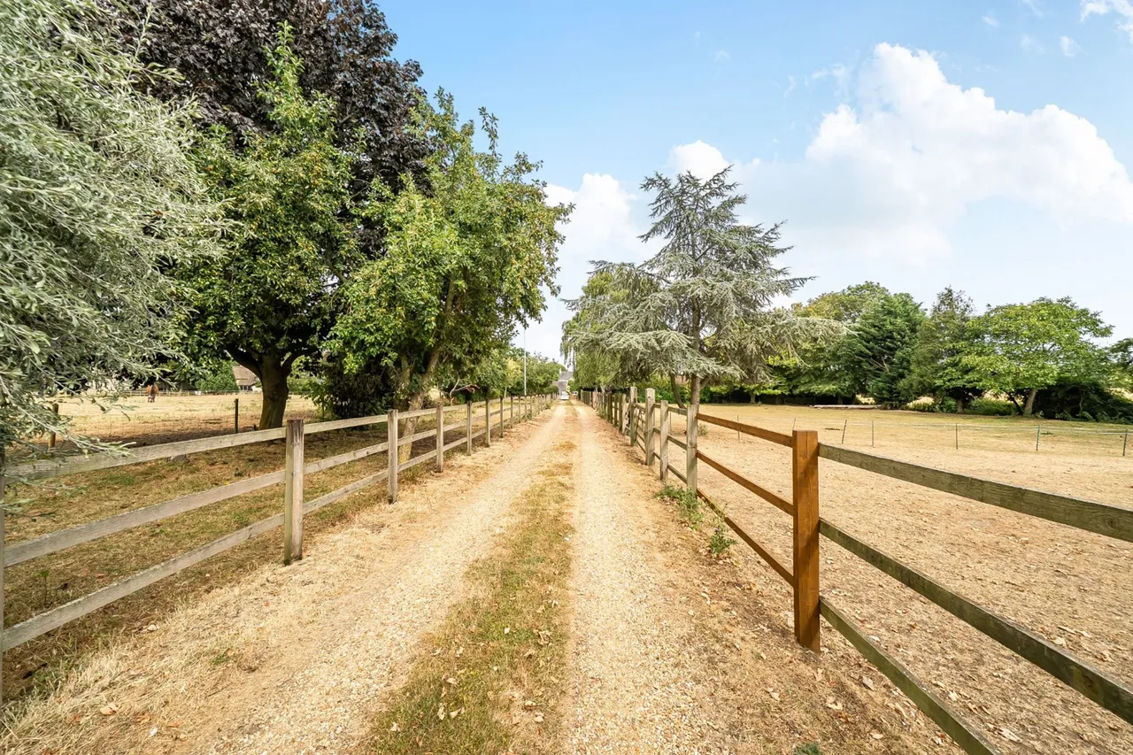 The Field, Aldwincle, NN14, photo 17