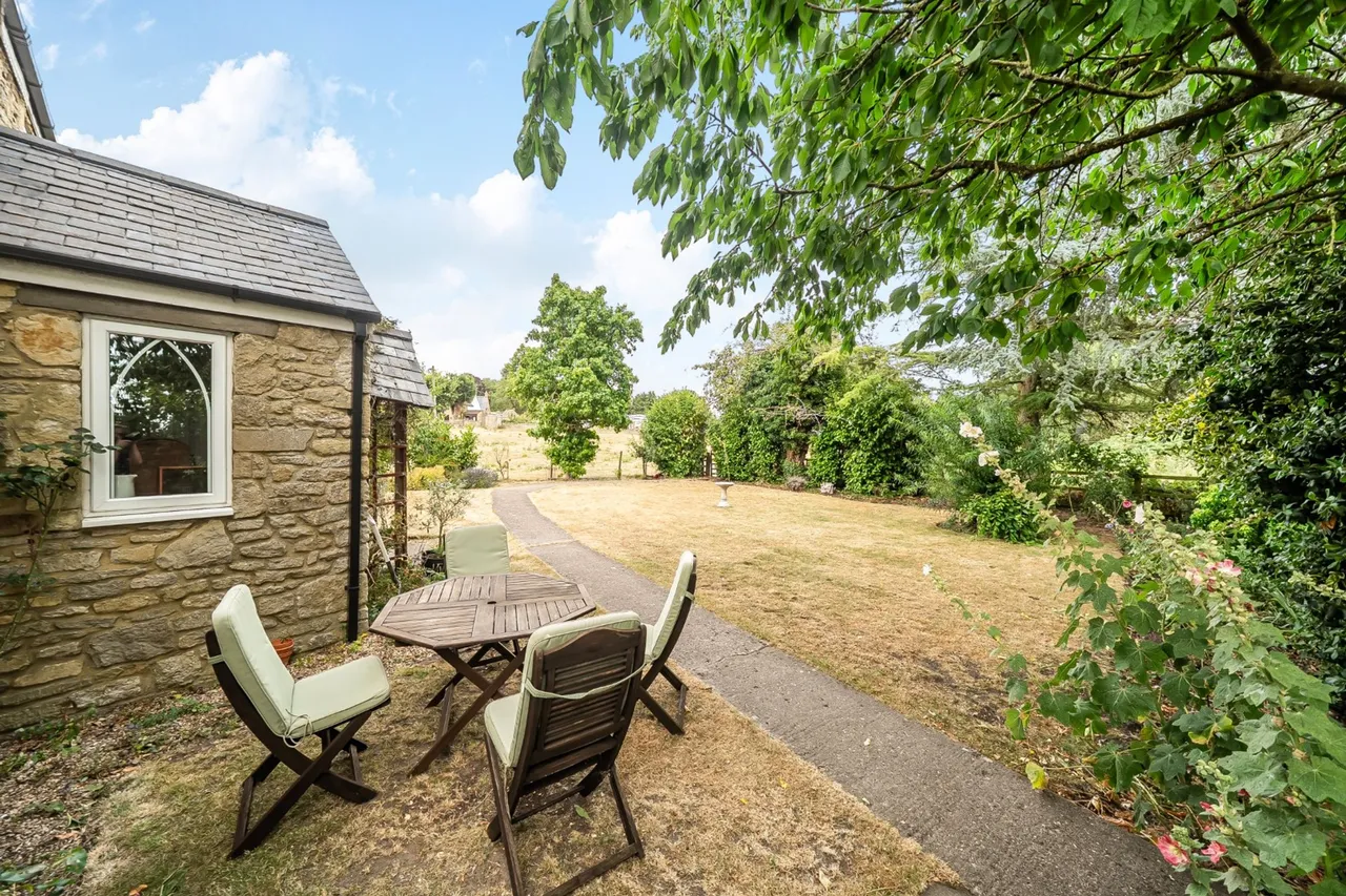 The Field, Aldwincle, NN14, photo 21
