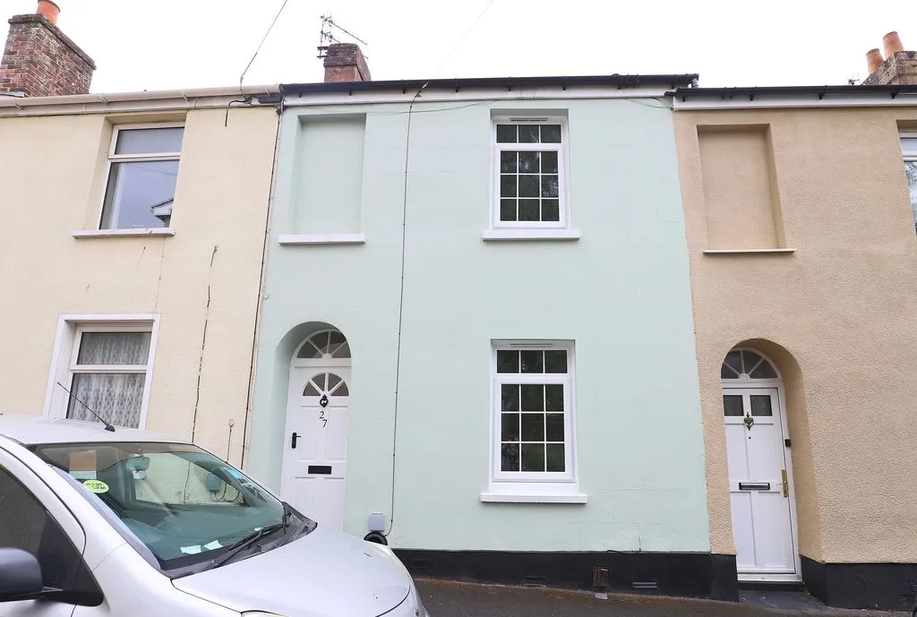 2 bed property for sale — Clifton Street, Exeter