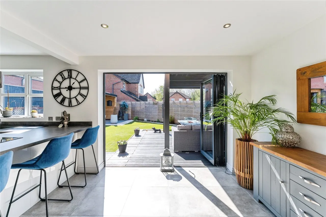 Rhuddlan Road, Acrefair, LL14, photo 9
