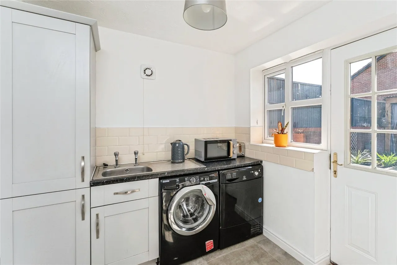 Rhuddlan Road, Acrefair, LL14, photo 10
