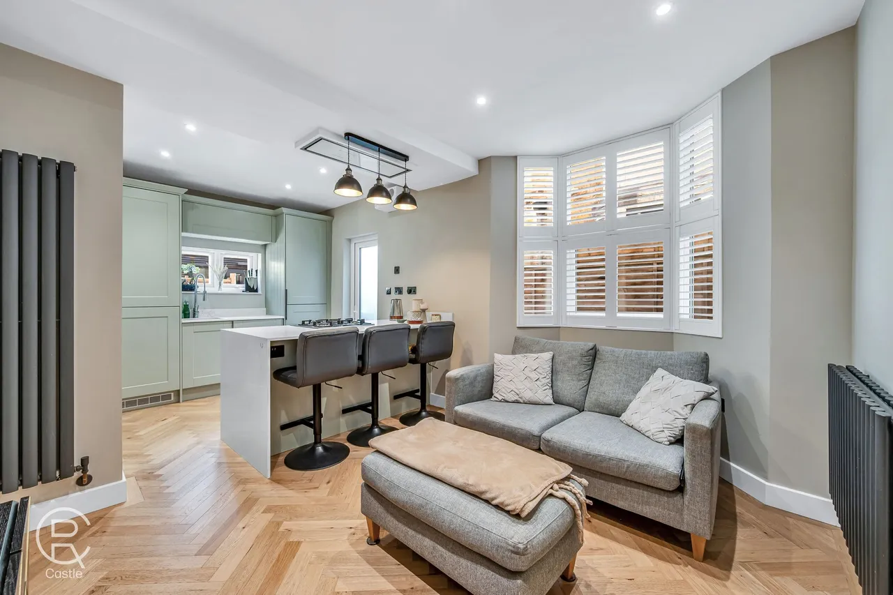 Shirley Gardens, London, W7 3PT, photo 7