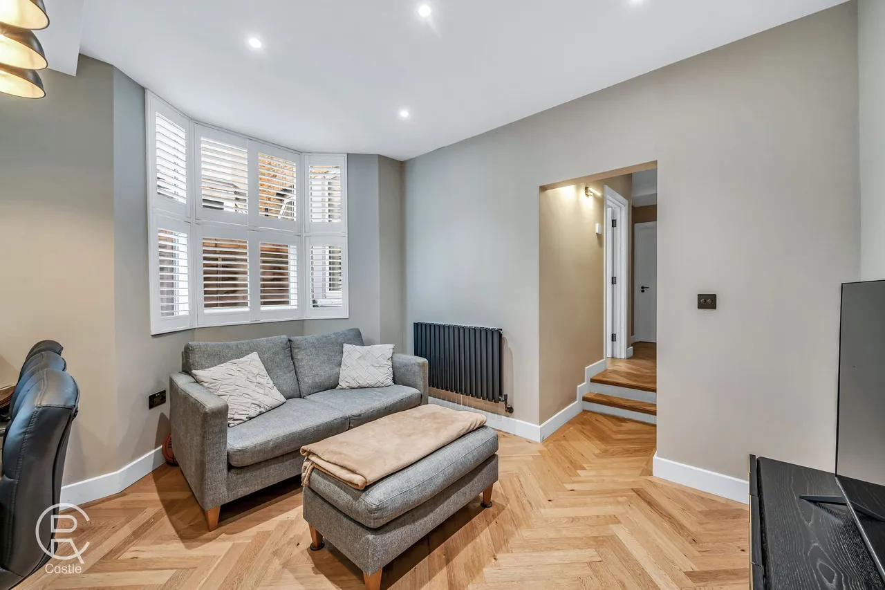 Shirley Gardens, London, W7 3PT, photo 4