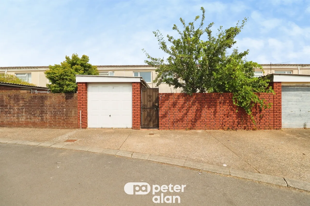 3 bed house for sale, Brynfedw Cardiff, CF23