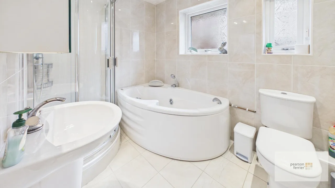 Haydock Lane, Bromley Cross, BL7 9AZ, photo 18